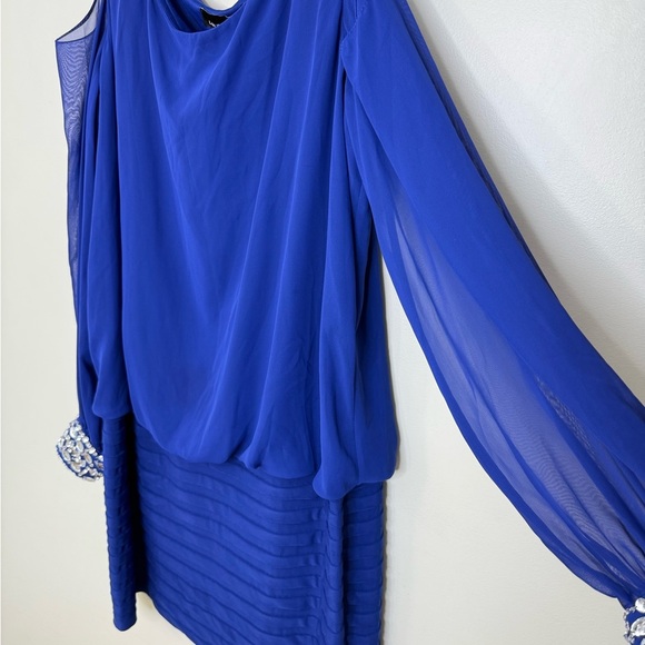 LAURA PLUS 14+ ELEGANT BLUE DRESS WITH SPARKLY BEADS 16W - Picture 5 of 13